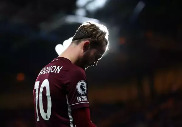 レベルの高すぎるイングランド代表の現状　レスターのチャンスメイカーが選外に