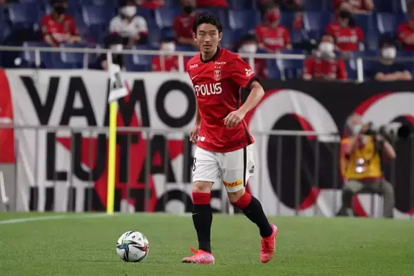 “SBがサイドに張る”のが浦和では珍しい？　仙台戦で見せた西大伍を起点とした攻撃