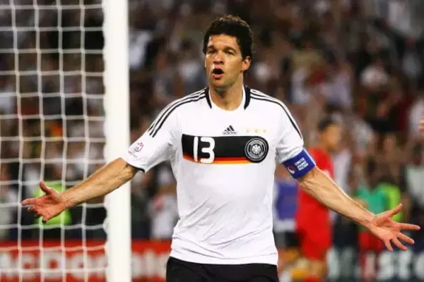 サッカー界No.1の不運なプレイヤー？　EURO、W杯に迫ったシルバーコレクター