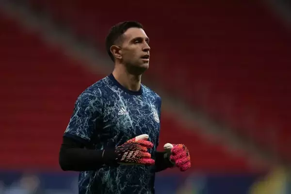 10年いたアーセナル離れて大ブレイク　28歳でアルゼンチンの守護神になった男