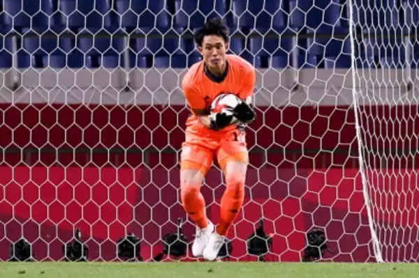 延期で得られた経験と“最強のライバル”の存在が強みに　最後尾から若き日本を支える谷晃生