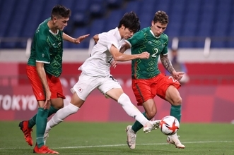 ［ぺこぱシュウペイ］五輪でフロンターレ戦士が躍動　気迫十分の三笘選手の目が日の丸に