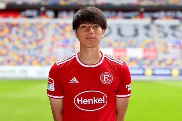 「［特集／U-24ライジングスター 02］狭いエリアでプレッシャーを苦にしない！　U-24MFは高い技術と判断力で「違いを生む」」の画像