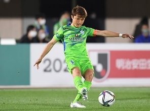 ウェリントンだけではない、ベルマーレの“リーサル・ウェポン”　配置転換で躍動したのは　