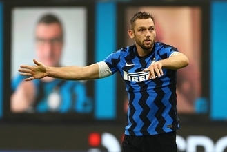 まだデ・リフトはワールドクラスではないのか　先輩デ・フライが上との評価も