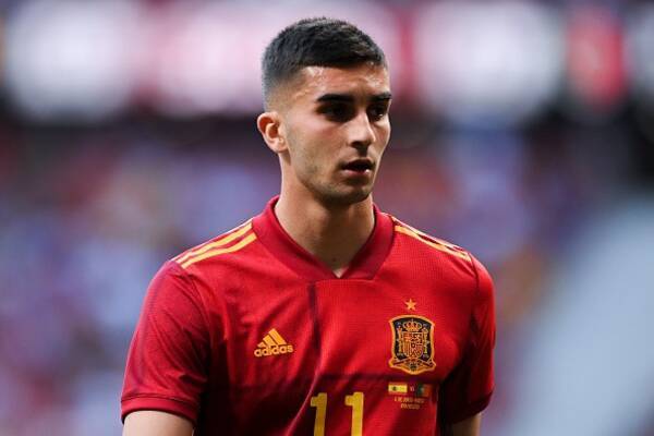 常勝アッズーリの無敗記録を止めたラ ロハ ストライカーとして成長中のミニ ダビド ビジャ 2021年10月7日 エキサイトニュース