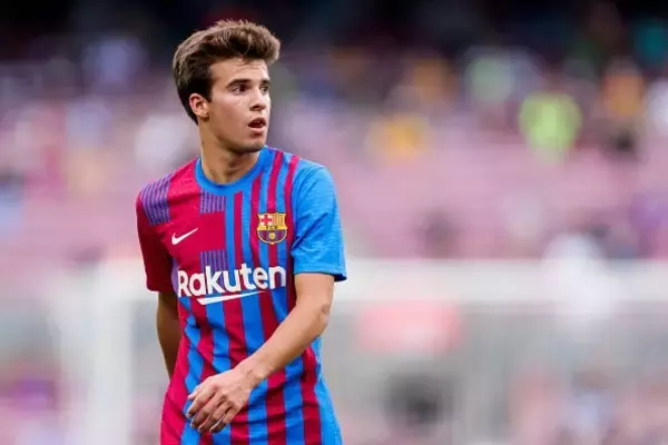 22歳の逸材はバルサを離れるべきなのか　モウリーニョが狙う若きテクニシャン