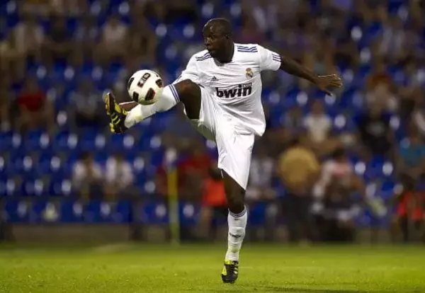 モウリーニョに10番を剥奪された元レアルMF　指揮官に冷遇されてもチームに貢献した男