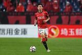 「浦和攻撃陣の“ギアを上げた”柴戸海の縦パス　見事なパスワークでの先制点の起点に」の画像1