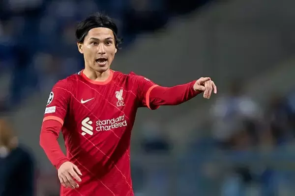 南野拓実がプレミア初出場も……　クロップ監督を悩ますリヴァプールの台所事情