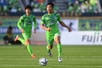 ［MIXゾーン］10人の広島相手に無得点も……　山口流ポゼッションは、ベルマーレの残留に向けた強力な武器に