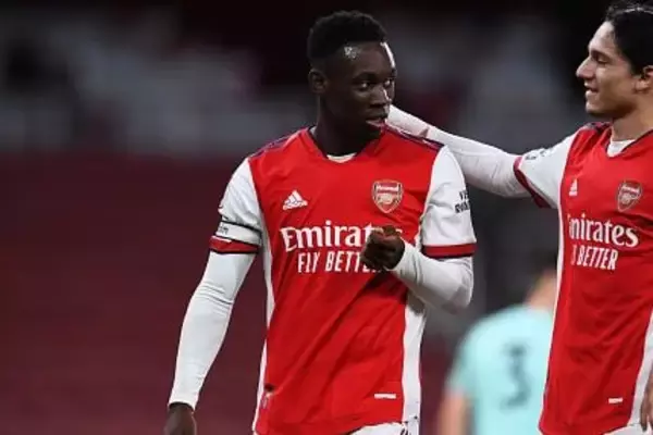 スミス・ロウやサカの流れに続けるか　ブレイクを狙う若きアーセナル戦士の挑戦