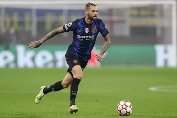 “頑丈さ”が中盤補強のキーとなる？　インテルの配給役をリヴァプールが獲得か