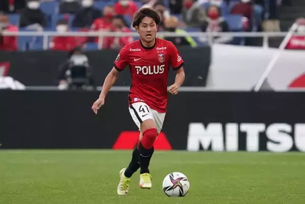 ドリブラーから“味方を動かす”司令塔に　大先輩と同じ新境地へと進む関根貴大