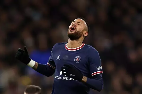 まさかの360分間《0ゴール・0アシスト》　メッシ&ムバッペの陰に隠れるパリの王様