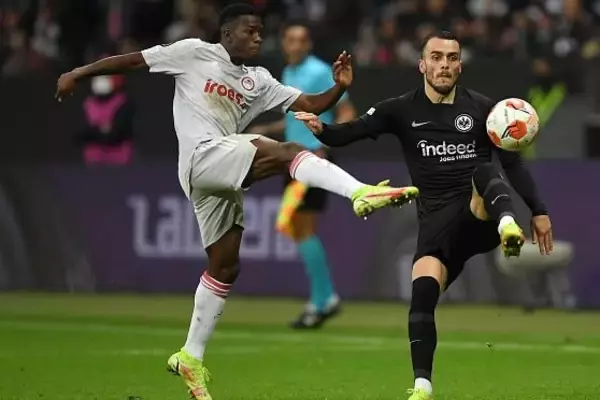 プレミア行き近づくアフリカ産の“カメレオンMF”　ギリシャでブレイクした20歳は何者か