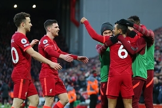 《17試合連続複数ゴール》の怪物軍団に南野はいる　平均3ゴール奪う赤きモンスター