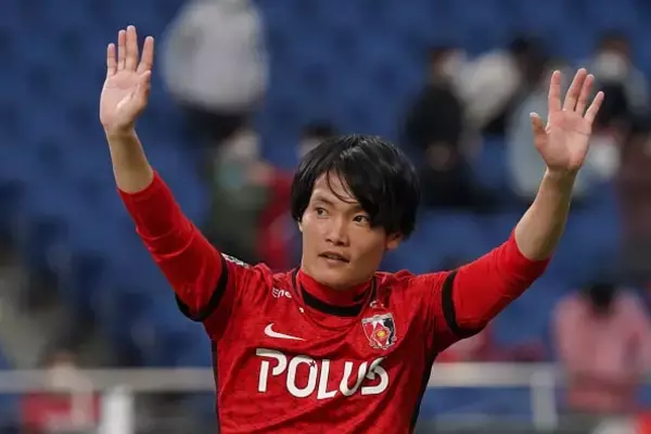 今季大分から浦和へやってきたMFがタイトルをもたらす？　古巣との決勝となった男は輝きを放つか