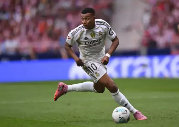 「［特集／新生レアル徹底解剖 01］王座奪還へ好スタート　クラブを知るX・アロンソが挑むレアル変革」の画像