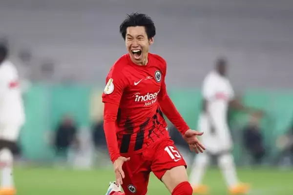 鎌田にはドルトムント移籍がベストだった？　「鎌田は決断を後悔しているかもしれない」