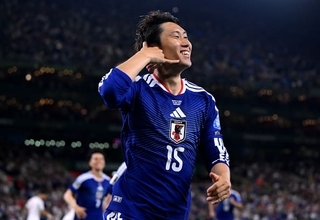 日本代表MF鎌田大地は2戦連続ゴール！　チュニジア戦のゴールパフォーマンスはクリスタル・パレスの同僚エンケティアへ向けたメッセージ　「W杯で点決めたらやるよって言ってたんで、彼に向けてやりました」