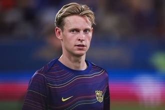 バルセロナは負傷離脱したデ・ヨングの保存療法に不満？　手術か保存療法か、両者で分かれる考え