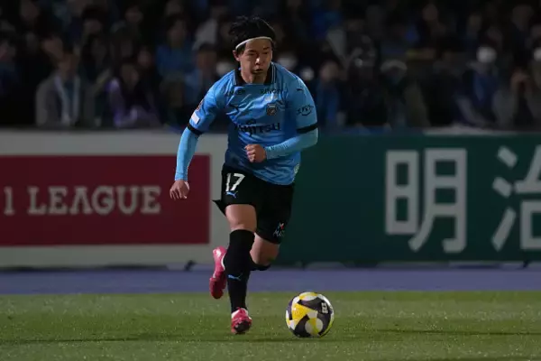 伊藤達哉は今季2度目のリーグ戦4試合連続ゴール！　直近の公式戦“13試合で12ゴール”と勢いが止まらない