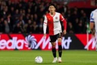 今夏の加入からエールディヴィジ前半戦のベストイレブン候補に　フェイエノールトで躍動するDF渡辺剛の評価急上昇「多くの危機を未然に防いでいる」