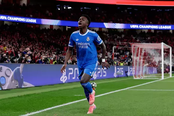 ベンフィカ戦でのヴィニシウスに対する人種差別発言にA・アーノルドが怒り「サッカー界の恥辱だ」