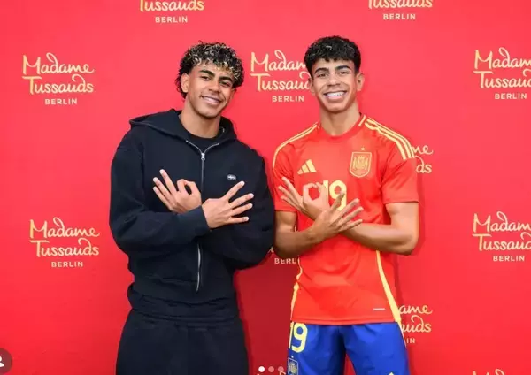 ヤマルの“クリソツ”蝋人形が公開される　18歳で歴史的偉人やサッカー界のレジェンドに並ぶ快挙