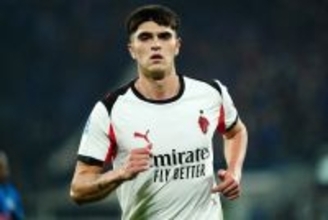 ミランの19歳DFバルテサギの成長が凄まじい　193cmの大型ウイングバックとして今季大ブレイク「バストーニのようなDFとして彼を見ていた」