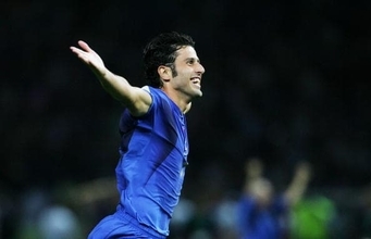 かつてのアズーリには職人気質な実力者たちがいた　2006W杯制覇に欠かせなかった左サイドバックの職人に再脚光