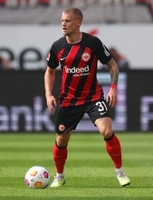 ガンバ大阪が大型補強！　ブンデスで180試合出場の元ドイツ代表DFの獲得を発表　「持てる力をすべて発揮したいと思います」