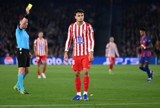 CLでアトレティコに敗れたバルセロナ、ジャッジがおかしいとUEFAに苦情申し立て　PKが与えられるべきだった？