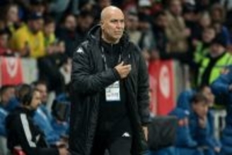 チュニジア代表トラベルシ監督&テクニカルスタッフ全員解任　ネーションズカップ決勝トーナメント1回戦敗退　　W杯まで半年切り立て直し