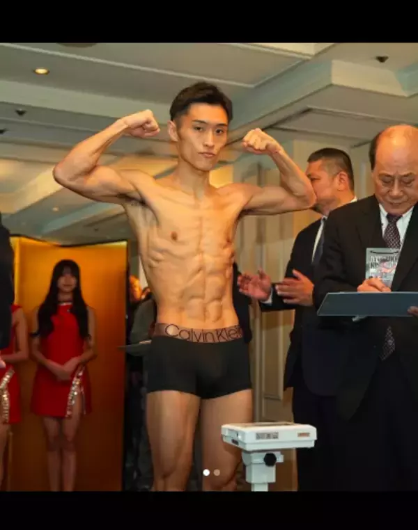 西田凌佑の新愛称は”ブッラクホール”　「相手は吸い込まれていく」「光も中谷のパンチも通さない」所属ジム会長が提案