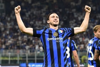 セリエAからW杯出場経験あるイタリア人選手が消える　ペリンが移籍し、ダルミアンがインテル退団で起きた異常事態
