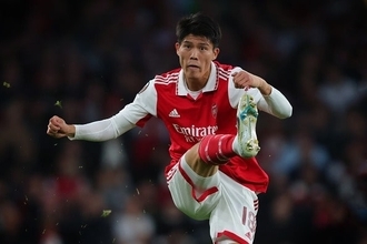 アーセナルが“W杯出場可能報告”の冨安健洋、日本代表でのSB起用はあるか　中山離脱も追加招集はFW町野