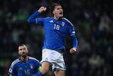 「2026W杯へアズーリのキーマンは20歳の点取り屋　ディ・ナターレが“ファン・バステン風”とまで絶賛するエスポジトの可能性「今後15年はアズーリの未来を背負う」」の画像1
