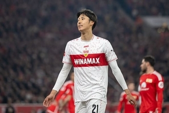 シュツットガルトDF伊藤は週末のリーグ戦欠場か　指揮官「ヒロキにはクエスチョンマーク」