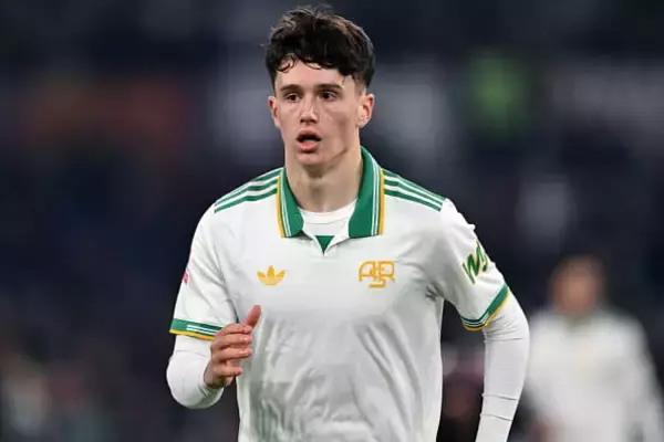 プロでのファーストタッチがゴールになるとは　ローマで鮮烈デビュー飾った16歳の逸材FWへの注目