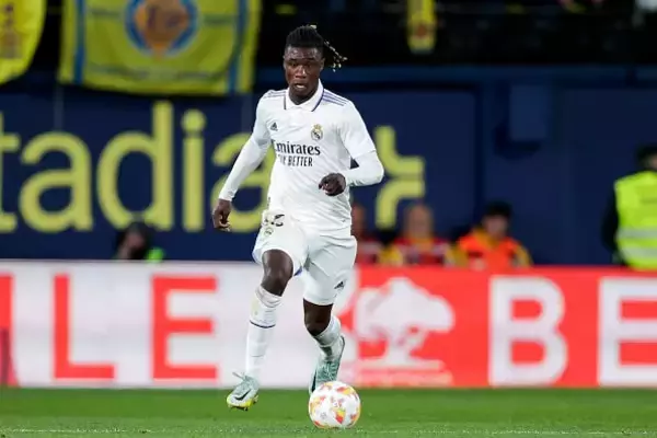 カンテでも割って入れるかは分からない？　レアルで伸びるチュアメニ&カマヴィンガの脅威