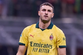 フェイエノールトではゴール量産も、今季はまだセリエAで“0ゴール”　悩めるメキシコの点取り屋ヒメネスは終盤にインパクト残せるか