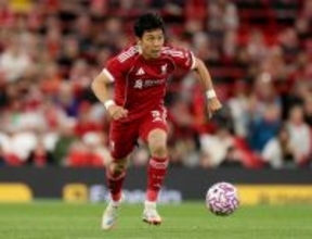 遠藤航は今シーズン中に復帰できるか？　リヴァプール指揮官は「チャンスはある」と言及