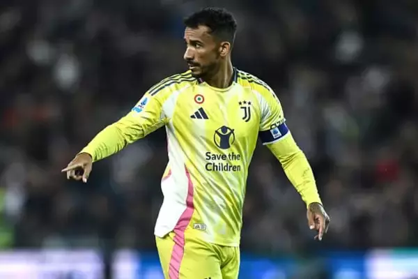 マンUは冬の移籍市場でユヴェントスのベテランDF獲得へ？　アモリム新監督はダニーロに興味