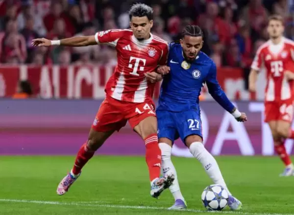 「［特集／コンパニ・バイエルン徹底解析 01］トータルフットボールのその先へ　ユニバーサルフットボールを具現化する変幻自在コンパニ戦術」の画像