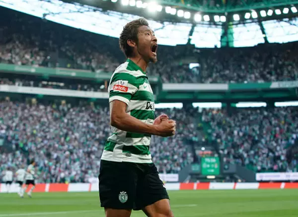 スポルティングMF守田英正が今季初ゴール！　後半AT被弾でベンフィカに敗れるも現地メディアは高評価　「チームの中でも特に冷静で的確なプレイを見せた」