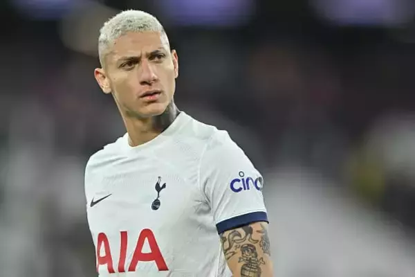 ブラジル代表FWリシャルリソン、W杯をボイコットするとの噂を否定　ブラジル政府はイラン攻撃を批判