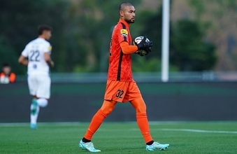 ポルトガルリーグトップの1試合平均セーブ数「4.6」　ついに日本代表へと復帰した守護神が躍進の時