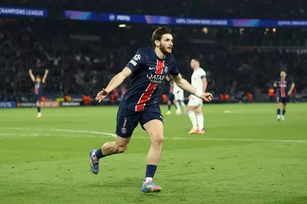 クワラツヘリアのドリブルは分かっていても止められないレベル　クラブOBメネズも惚れるテクニック「彼のような選手を見るのは楽しい」